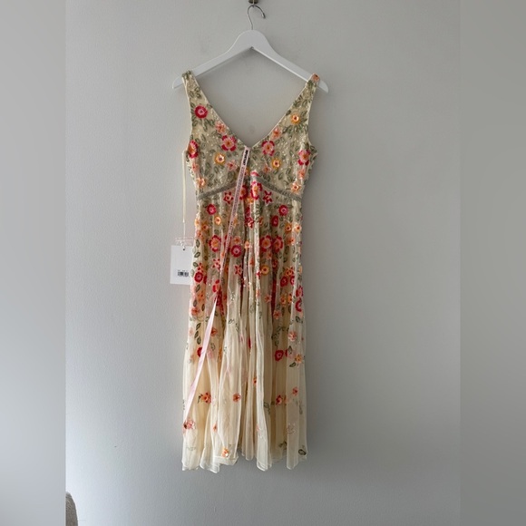 MAC DUGGAL NWT White V Neck Sleeveless Midi Floral Beaded A Line Dress 4 - Picture 8 of 12